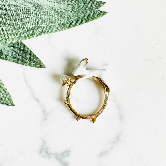 Jewelry - Enamel Bunny Rabbit Ring Gold Tone Faux Pearl Jewelry Animal Aesthetic Size 7